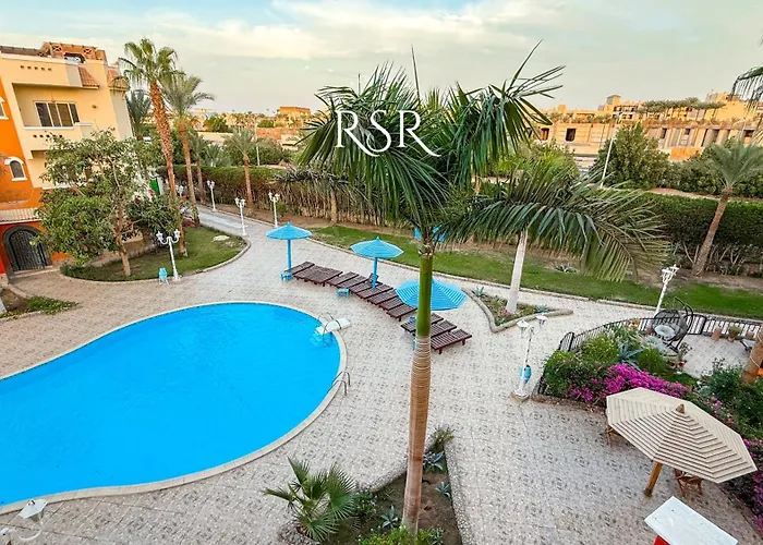 With A Private Roof , Pool , Garden Appartement *