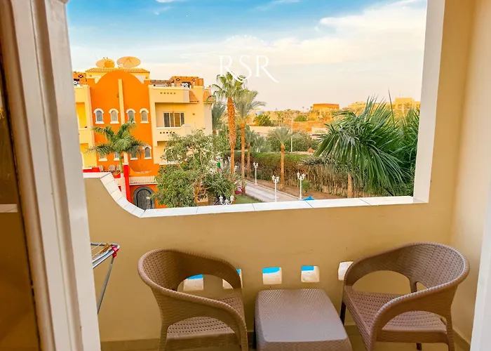 With A Private Roof , Pool , Garden *