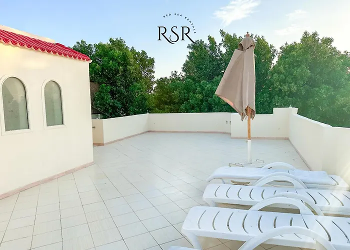 With A Private Roof , Pool , Garden Appartement Hurghada
