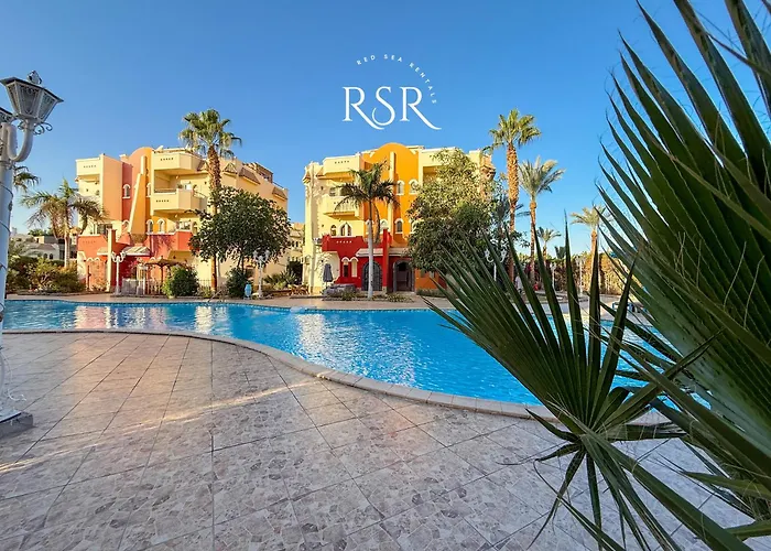 Appartement With A Private Roof , Pool , Garden