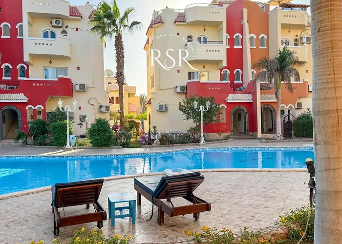 Appartement With A Private Roof , Pool , Garden Hurghada