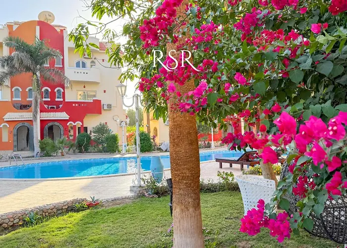Appartement With A Private Roof , Pool , Garden *
