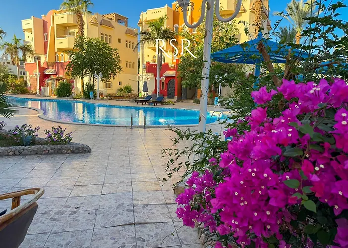 Appartement With A Private Roof , Pool , Garden Hurghada