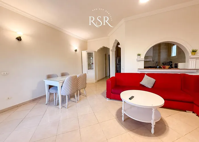 Appartement With A Private Roof , Pool , Garden
